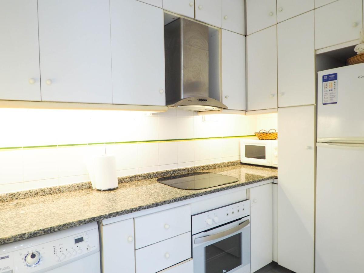 Sunflower Apartment By Hello Homes シッチェス エクステリア 写真