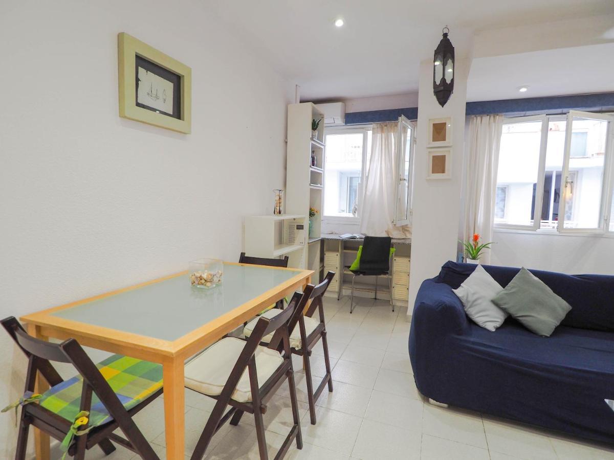 Sunflower Apartment By Hello Homes シッチェス エクステリア 写真