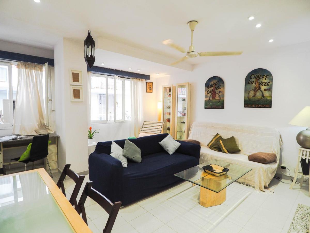 Sunflower Apartment By Hello Homes シッチェス エクステリア 写真