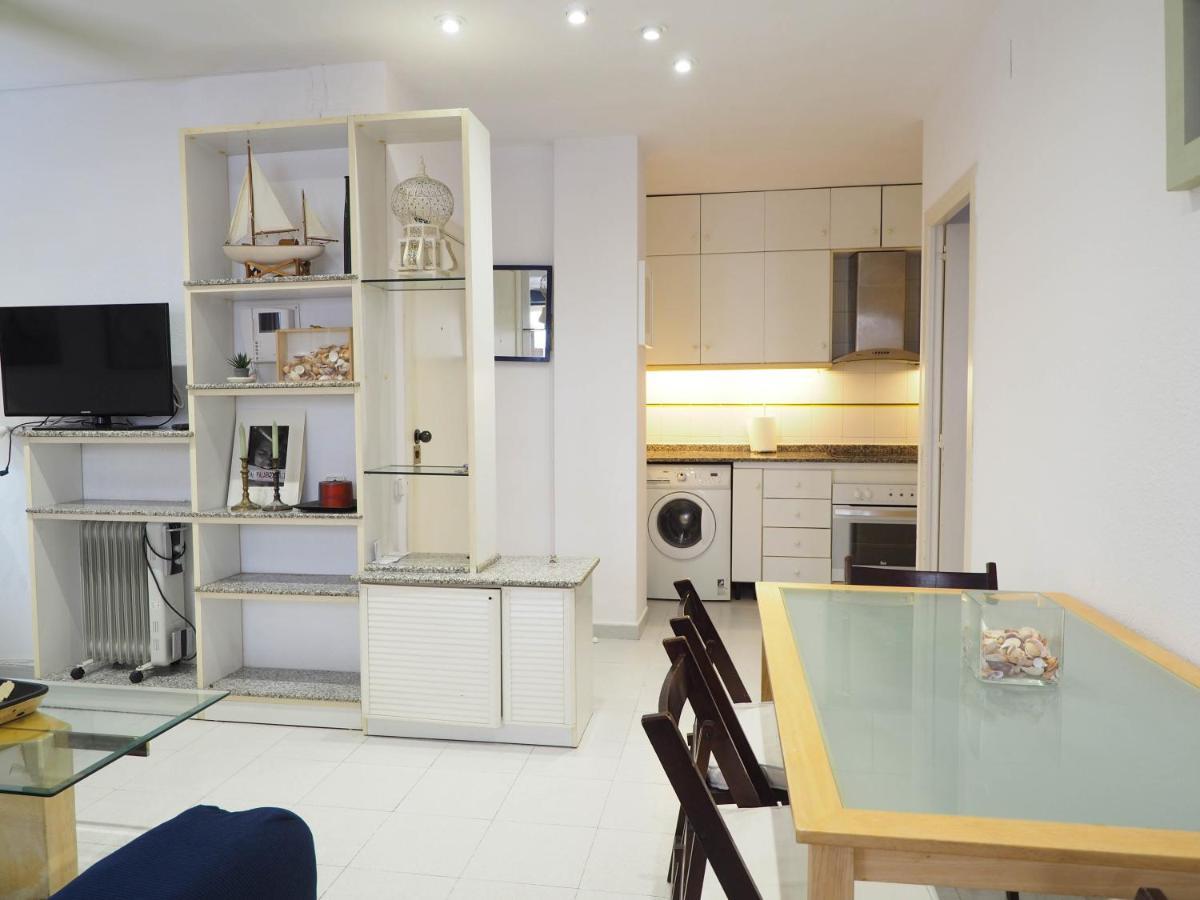 Sunflower Apartment By Hello Homes シッチェス エクステリア 写真