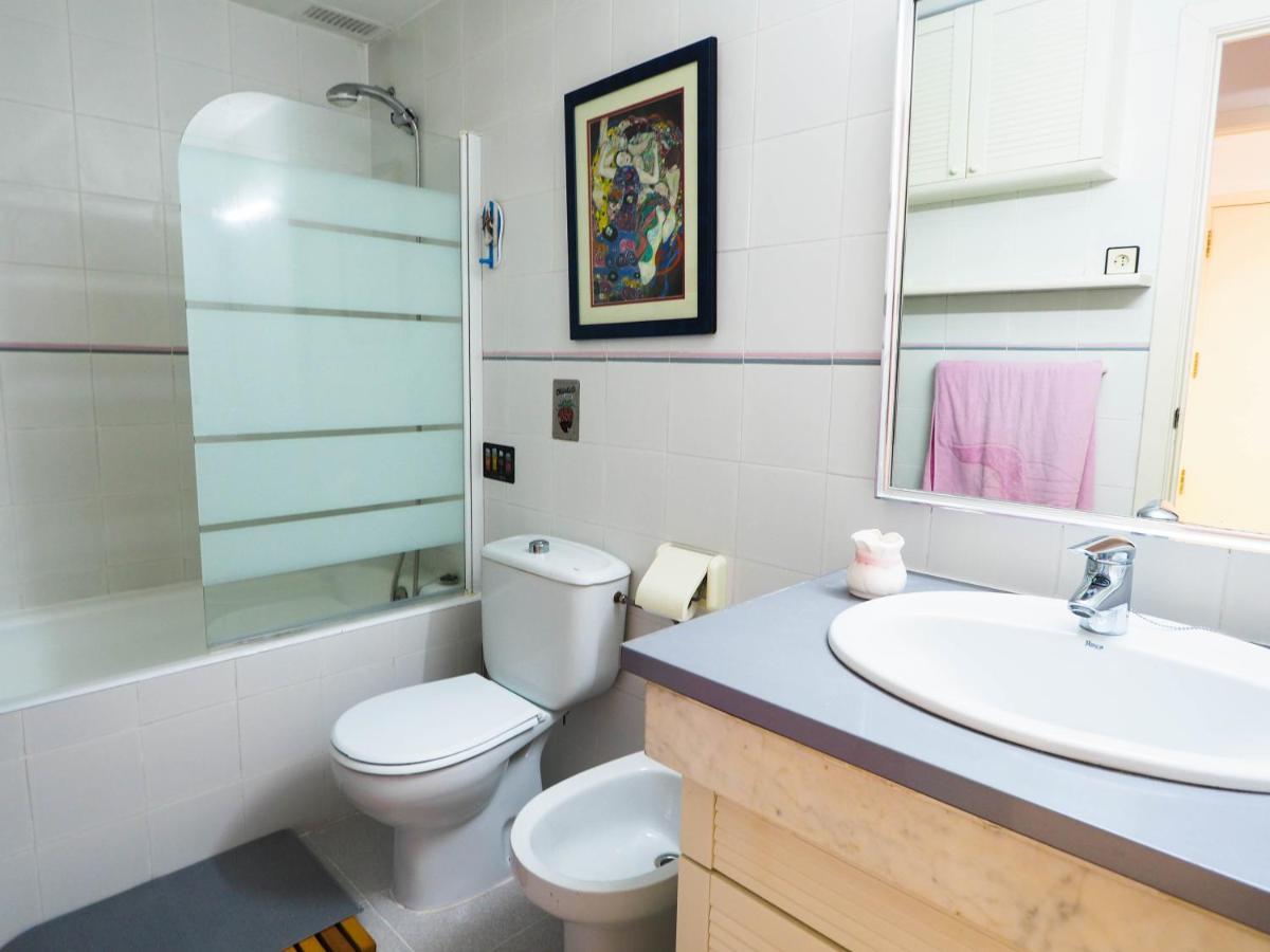 Sunflower Apartment By Hello Homes シッチェス エクステリア 写真