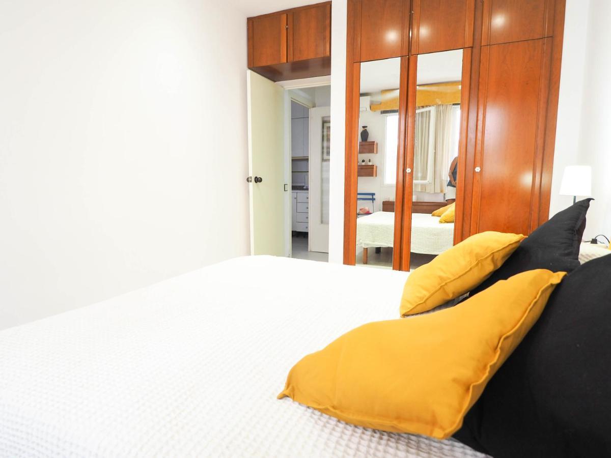Sunflower Apartment By Hello Homes シッチェス エクステリア 写真